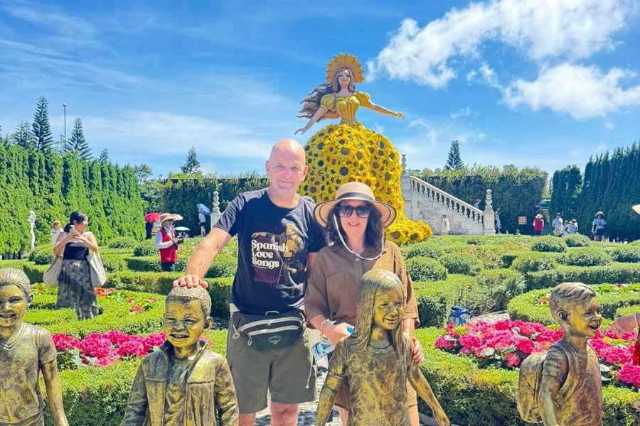 Group Tour To Ba Na Hills Vietnam