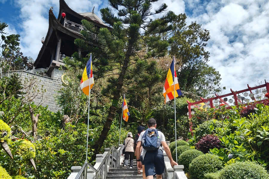 Travel From Hoi An To Ba Na Hills