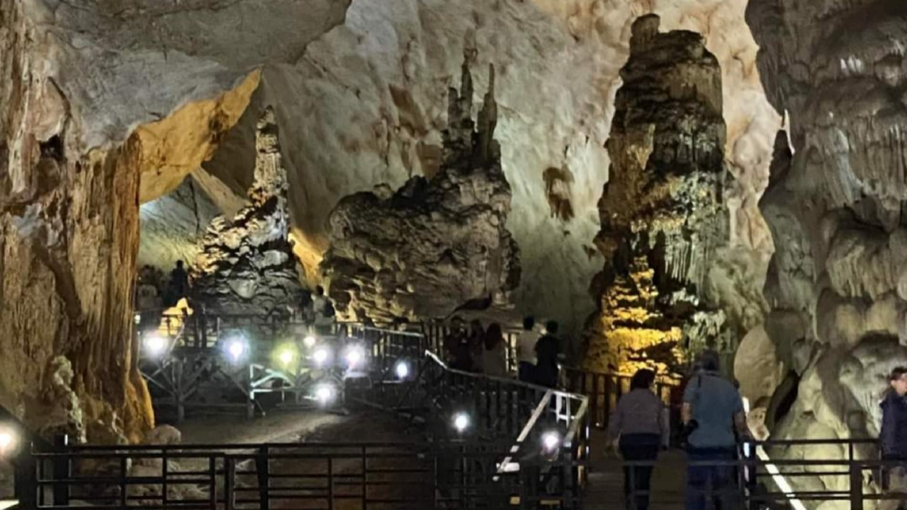 Phong Nha Paradise Cave Tour Full Day