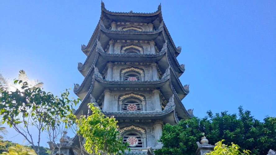 Marble Mountains And Golden Bridge Ba Na Hills Full Day Tour From Hoi An