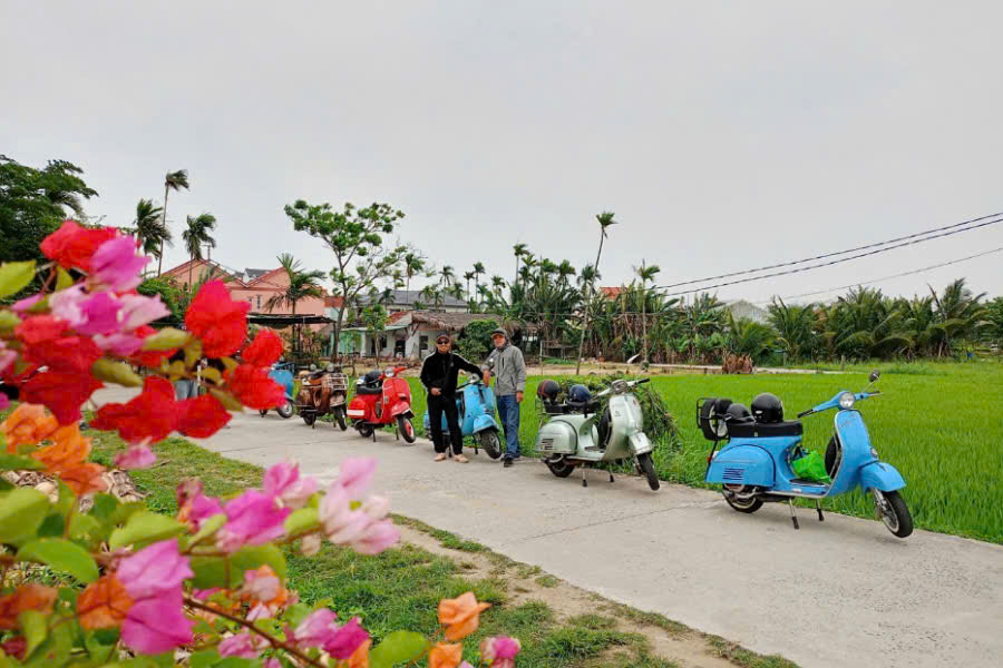 Hoi An Private Vespa Tour Package